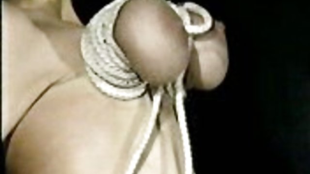 دانش آموز جوان در دانلود سایت سکسی خارجی نقطه باکره خود لگد زد